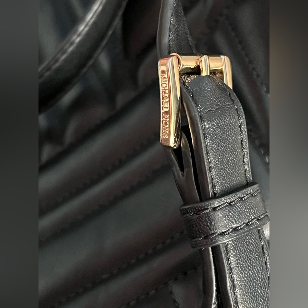 MICHAEL KORS Abbey Medium Quilted Leather Backpack - Picture 10 of 13